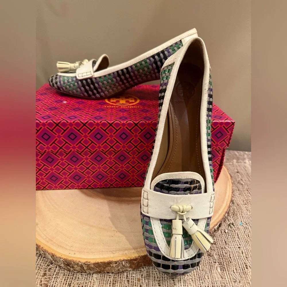 Tory Burch Careen 50MM Basket Weaved Leather Tassel  Loafer‎ Pumps Size 9.